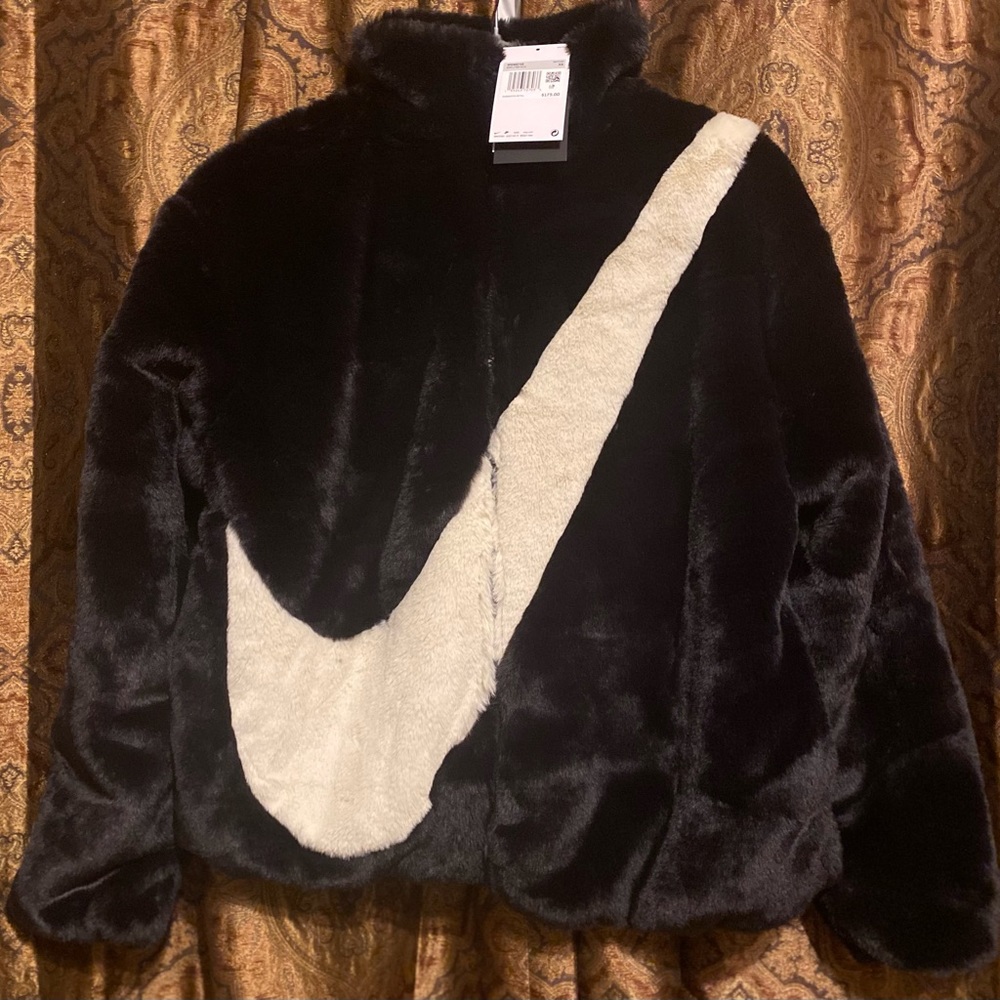 Nike Sportswear Oversized Swoosh Faux Fur Jacket Women's XS $175 BlackDM1759-010